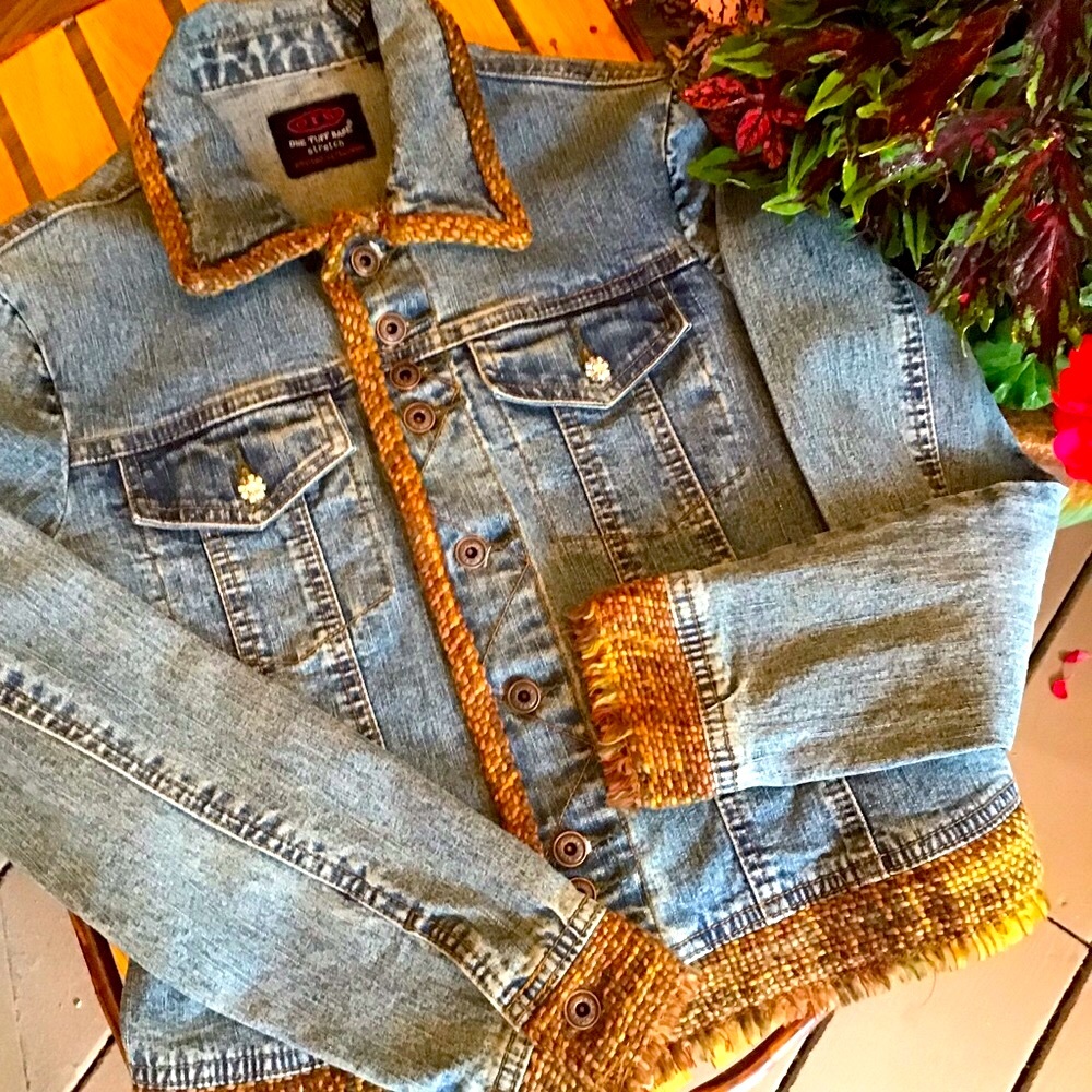 CRYSTAL POCKET BUTTONS JEAN JACKET WITH TWEED DETAILING